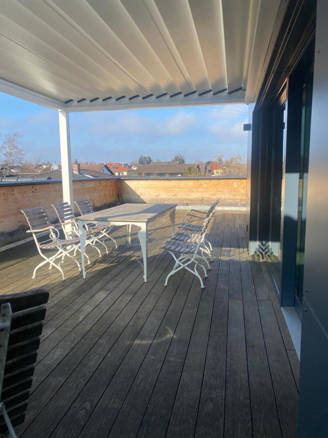 Moderne Ferienwohnung Stephanskirchen Buitenkant foto